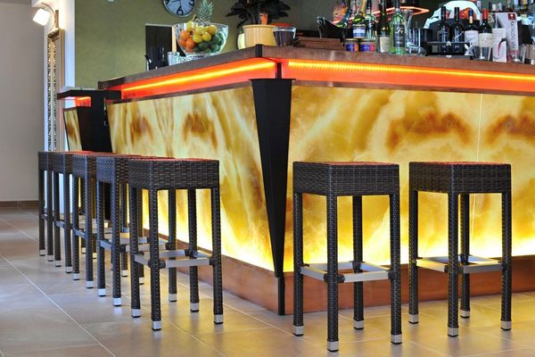 Zahradní nábytek do restaurace