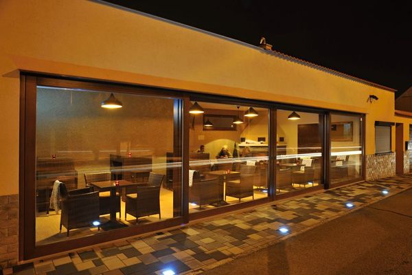 Zahradní nábytek do restaurace