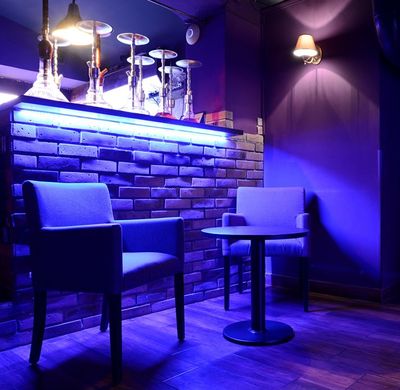 Čalouněné lavice, taburety a křesla