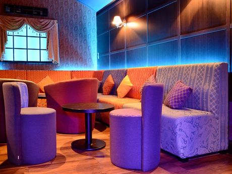 Čalouněné lounge lavice pro Shisha bar