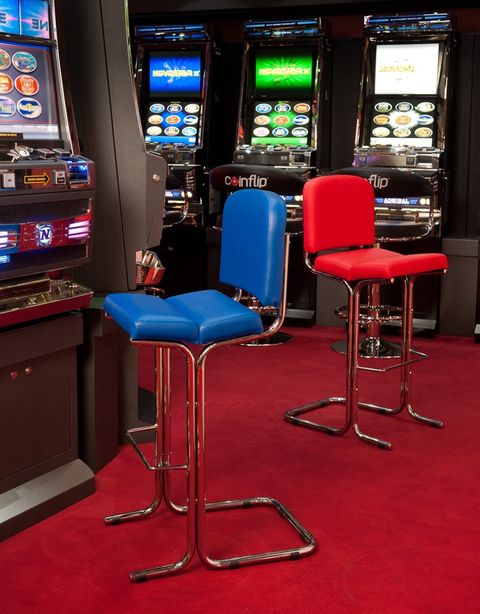 Kovové židle do casina a k hracím automatům LAVANT. Kovové židle do casina LAVANT.