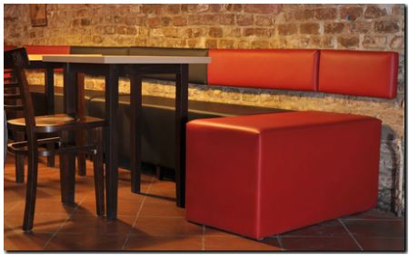 Opěradlov&aacute; deska