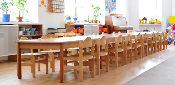 Dětské stoly a židle sestava Dětské stoly a židle