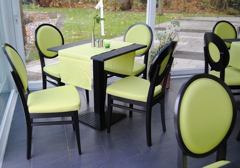 Dřevěná židle Alessia čalouněná. Dřevěná židle Alessia