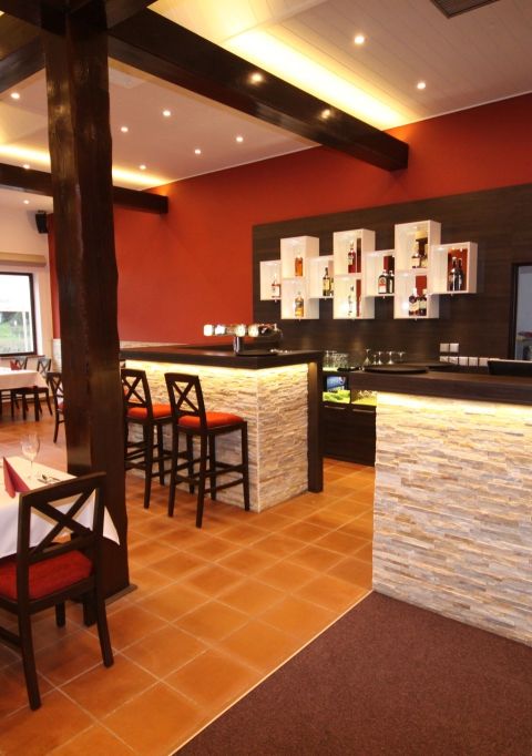 Dřevěné barové židle Alex bar Dřevěné barové židle Alex bar