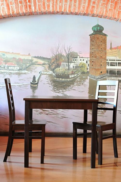 Dřevěný stůl KIAN 88 a židle BIANCA. Dřevěný stůl KIAN 88