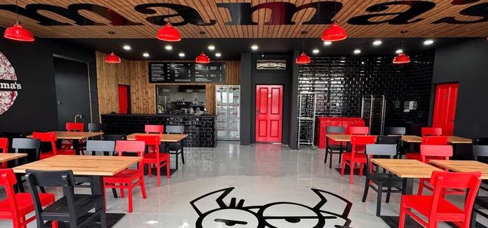 Dřevěné židle a stoly pro restaurace