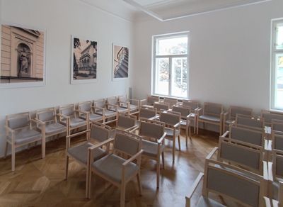 Čalouněné židle a křesla pro kulturní domy 