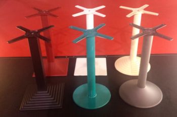 Dokončení kovové nohy v RAL barvě. Kovové nohy v RAL barvách