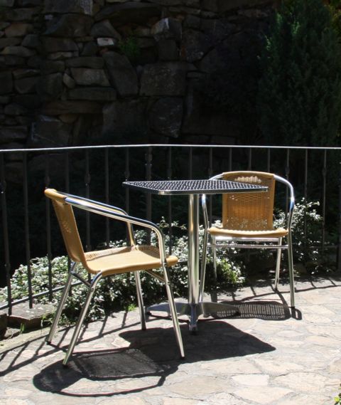 Zahradní stůl MIA HR60