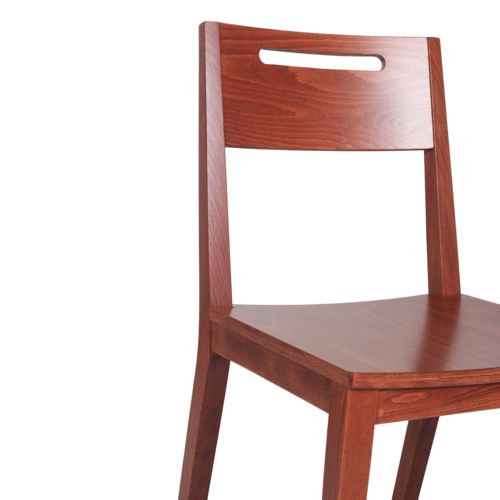 Židle FIN G pro restaurace a bistra otvor pro uchopení