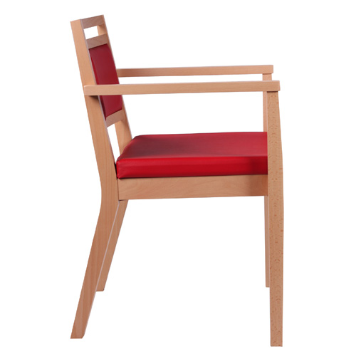 Dřevěná židle čalouněná s područkou LEANDRO P AL