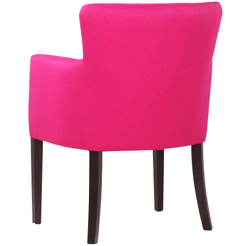 Čalouněná křesla BETTY K s dekorativním štepováním