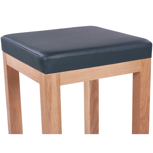 Dřevěná barová židle LIVO P